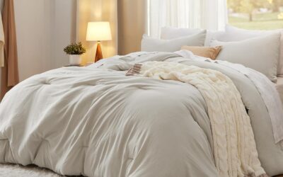 What Size Comforter for a Queen Bed? (2026 Guide)